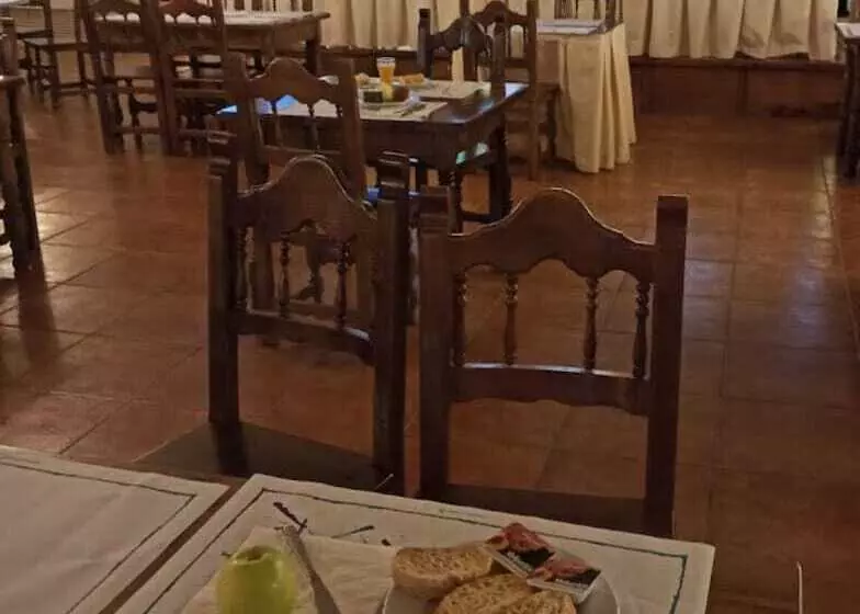 Fotos del hotel Santo Domingo De Silos:  13