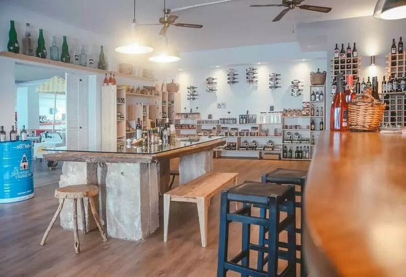 Fotos del hotel Guya Wave:  6