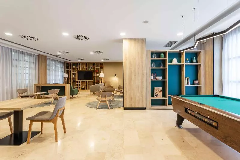 Fotos del hotel Oroel:  11