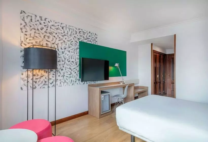 Fotos del hotel Santiago Plaza Affiliated By Meliá:  19