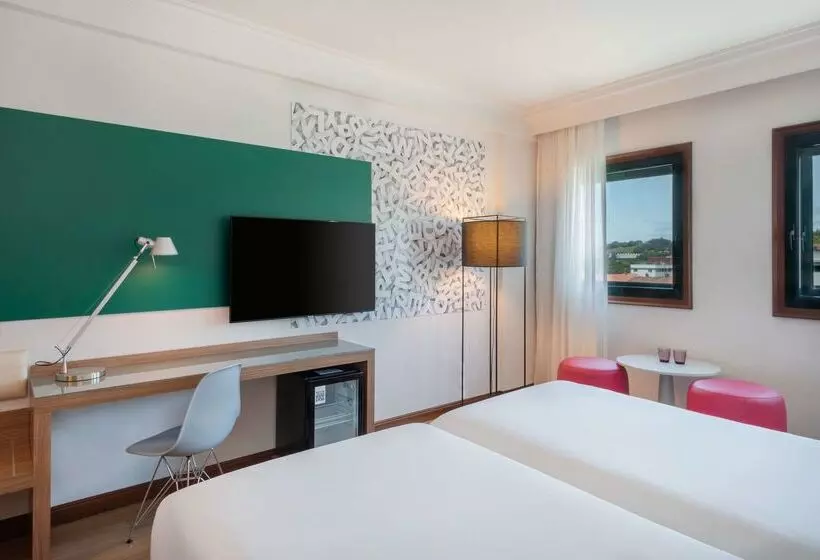 Fotos del hotel Santiago Plaza Affiliated By Meliá:  21