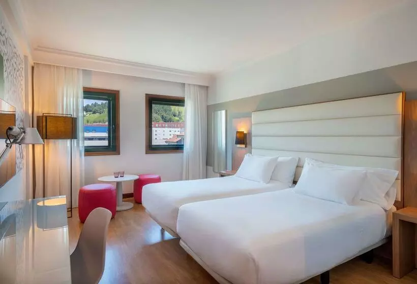 Fotos del hotel Santiago Plaza Affiliated By Meliá:  24