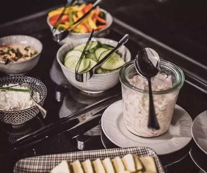 Fotos del hotel Henri Hotel Wien Siebterbezirk:  3