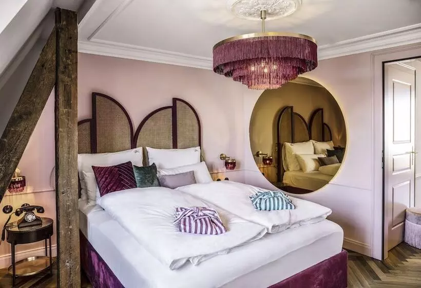 Fotos del hotel Furst Metternich:  38