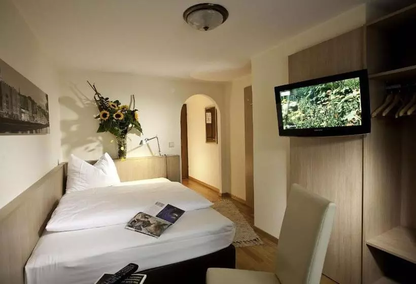 Fotos del hotel Hartlwirt Gasthof-:  10