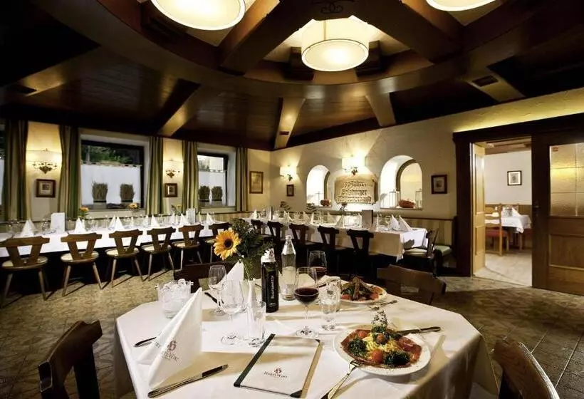 Fotos del hotel Hartlwirt Gasthof-:  3