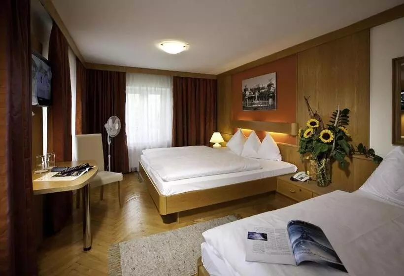 Fotos del hotel Hartlwirt Gasthof-:  9