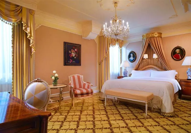 Fotos del hotel Imperial, A Luxury Collection Hotel, Vienna:  1
