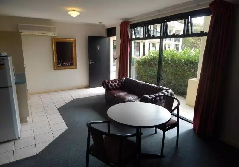 Fotos del hotel Jacksons Motor Inn:  2