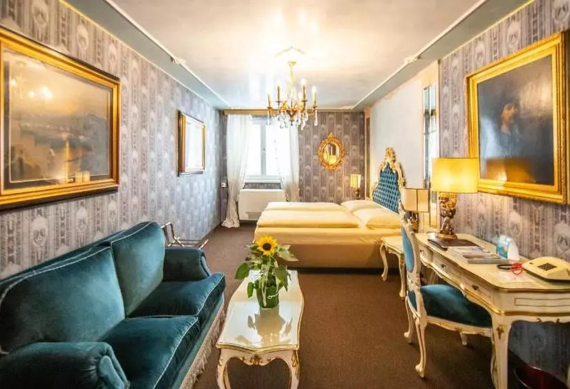 Fotos del hotel Palais Porcia:  15