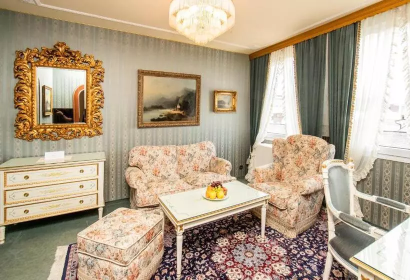 Fotos del hotel Palais Porcia:  25