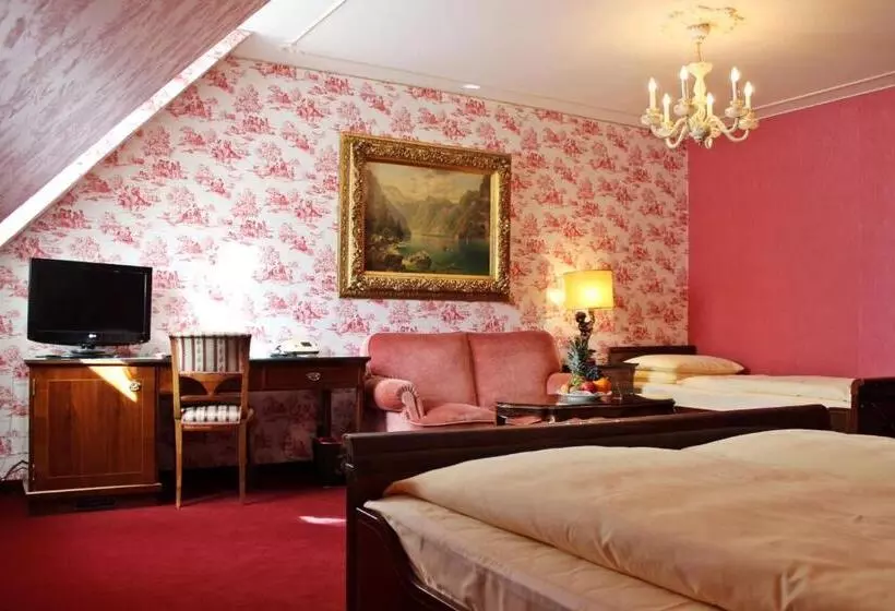 Fotos del hotel Palais Porcia:  11