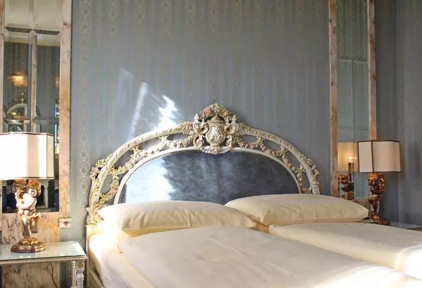 Fotos del hotel Palais Porcia:  18