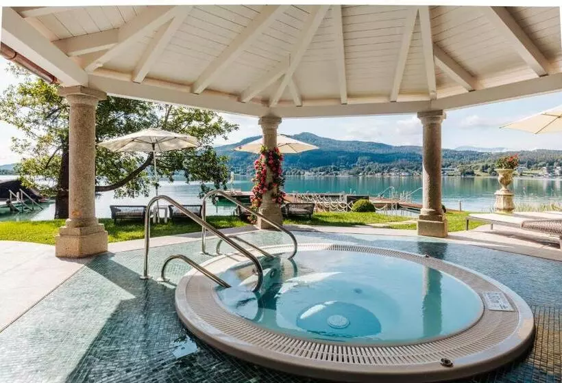 Fotos del hotel Schloss Seefels:  2