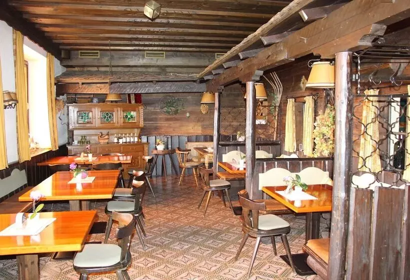 Fotos del hotel Schöne Aussicht:  17