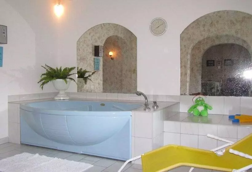 Fotos del hotel Schöne Aussicht:  12