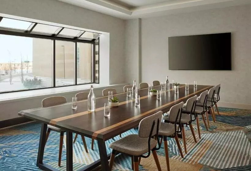 Fotos del hotel Delta Hotels By Marriott Calgary Airport Interminal:  6