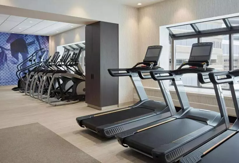 Fotos del hotel Delta Hotels By Marriott Calgary Airport Interminal:  10