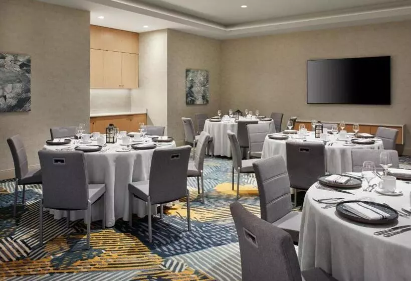 Fotos del hotel Delta Hotels By Marriott Calgary Airport Interminal:  15