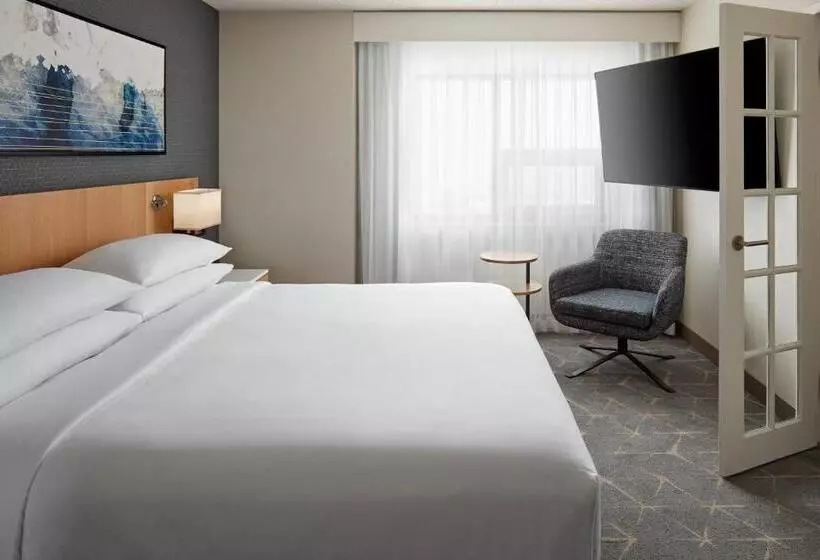 Delta Hotels By Marriott Calgary Airport Interminal