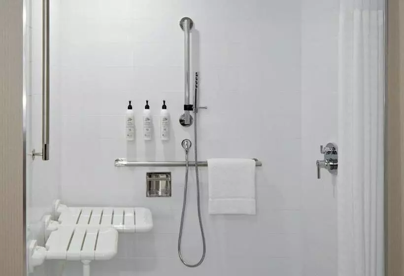 Fotos del hotel Delta Hotels By Marriott Calgary Airport Interminal:  12