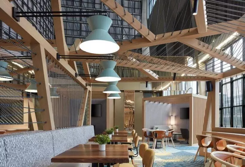 Fotos del hotel Delta Hotels By Marriott Calgary Airport Interminal:  14