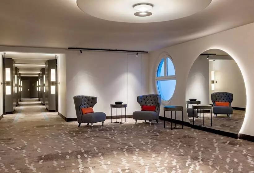 Fotos del hotel Swissotel Le Plaza Basel:  11