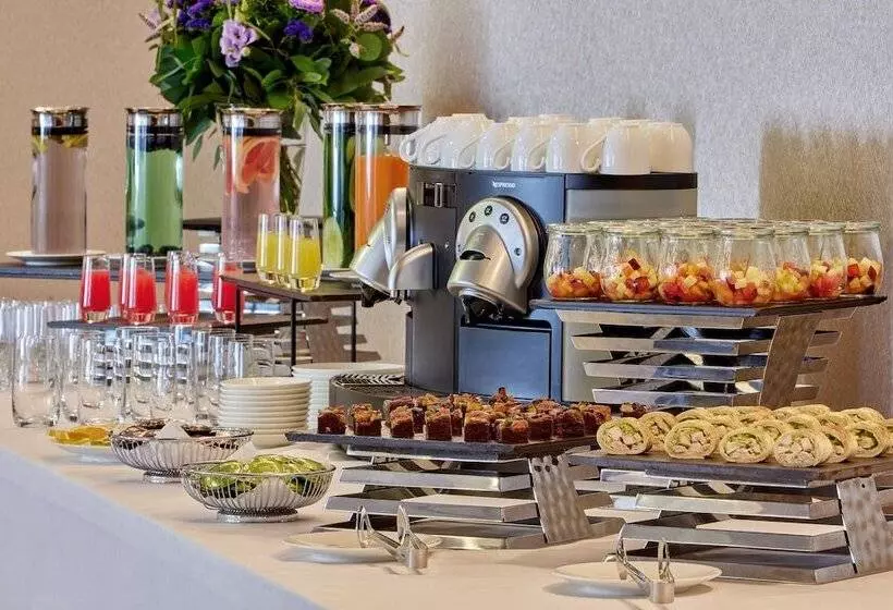 Fotos del hotel Swissotel Le Plaza Basel:  15