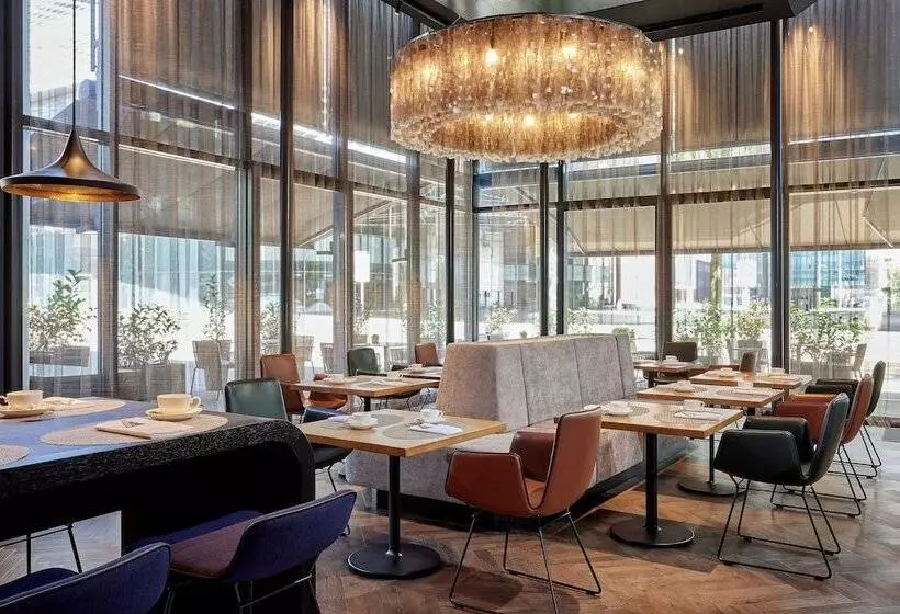 Fotos del hotel Swissotel Le Plaza Basel:  8