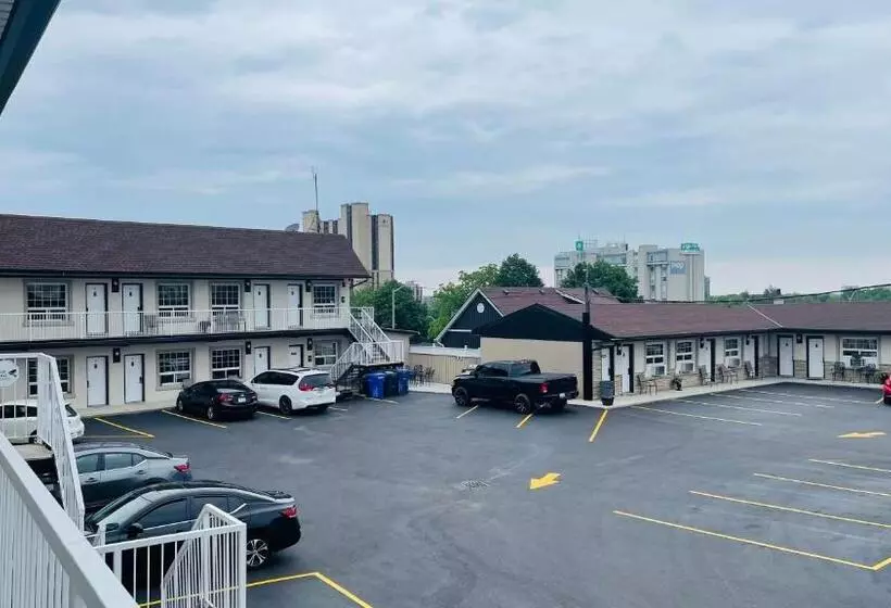 Fotos del hotel Falls Lodge By The Falls:  22