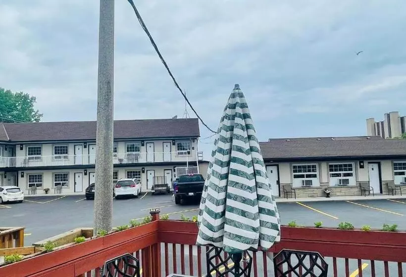 Fotos del hotel Falls Lodge By The Falls:  18