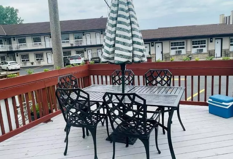 Fotos del hotel Falls Lodge By The Falls:  3