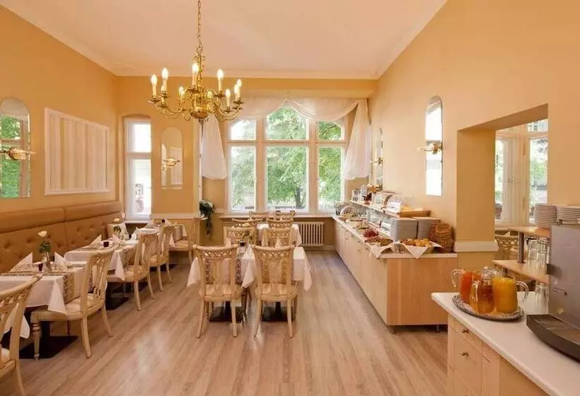 Fotos del hotel Augusta Am Kurfürstendamm:  2