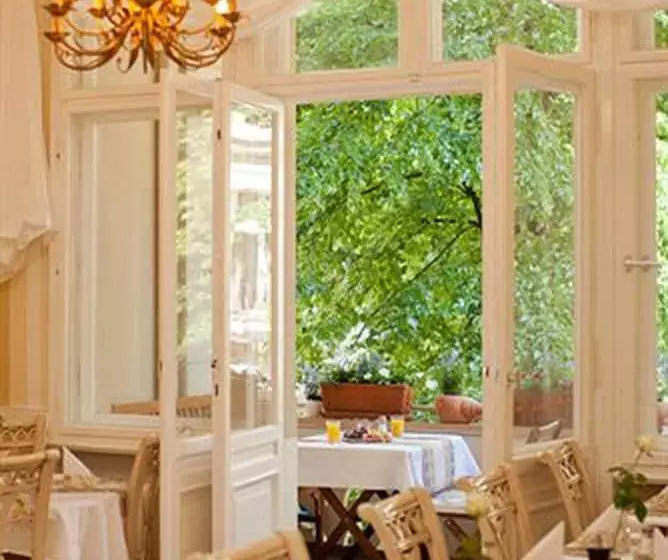 Fotos del hotel Augusta Am Kurfürstendamm:  6