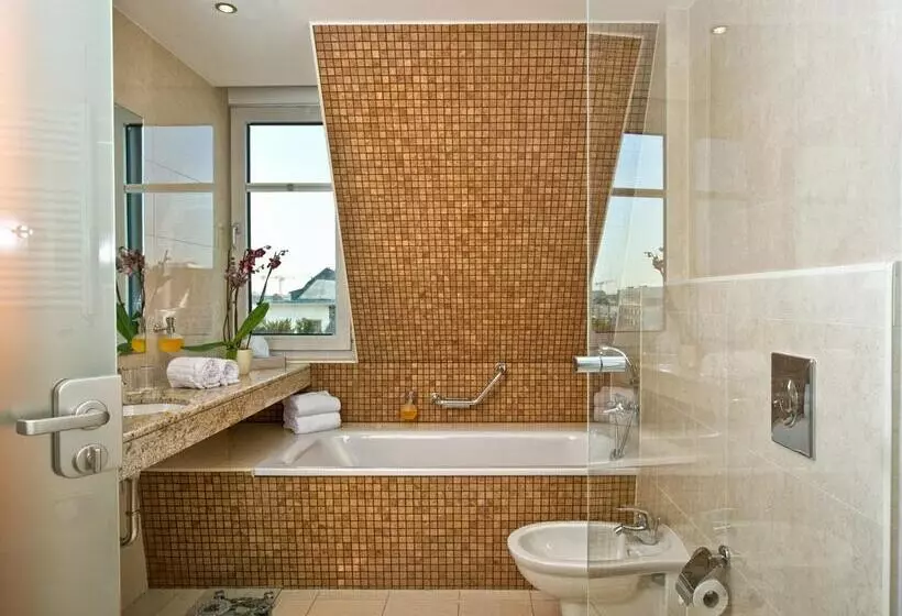 Fotos del hotel Berlin Mark:  7