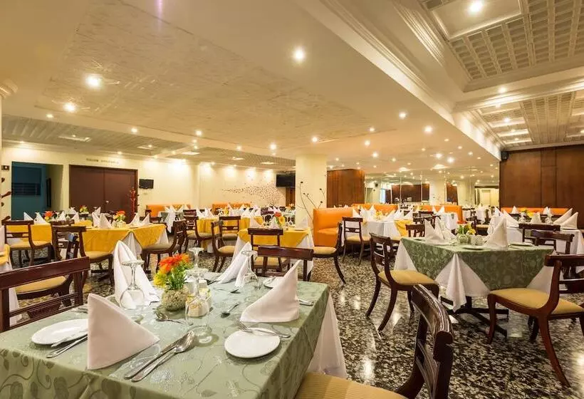 Fotos del hotel Dann Av. 19:  2