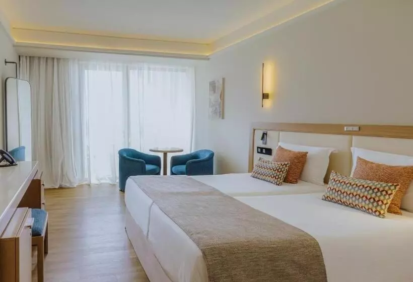 Fotos del hotel Golden Coast Beach:  8