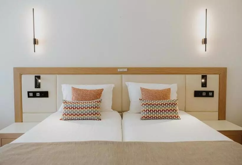 Fotos del hotel Golden Coast Beach:  16