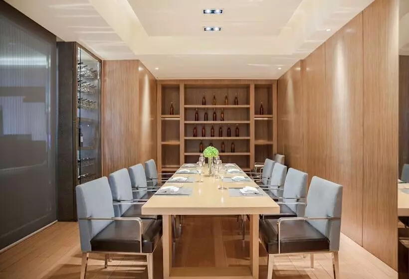 Fotos del hotel Renaissance Shanghai Yangtze:  15