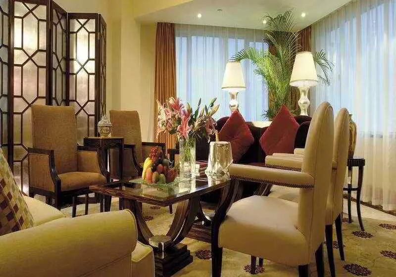 Fotos del hotel Renaissance Shanghai Yangtze:  2