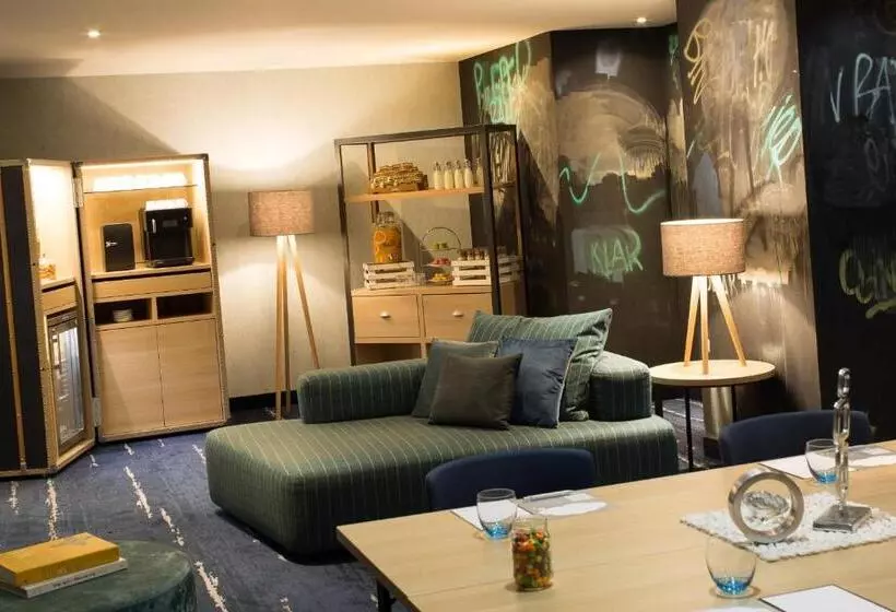 Fotos del hotel Renaissance Hamburg:  7