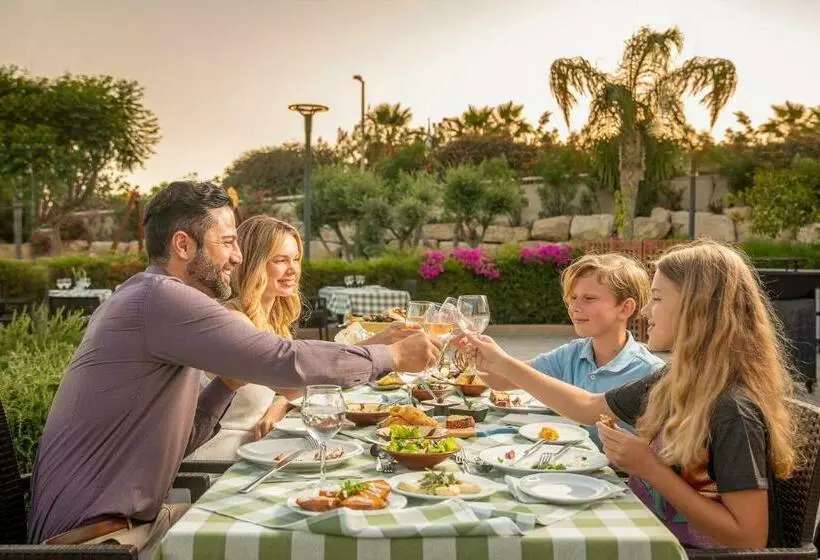 Fotos del hotel St Raphael Resort:  7