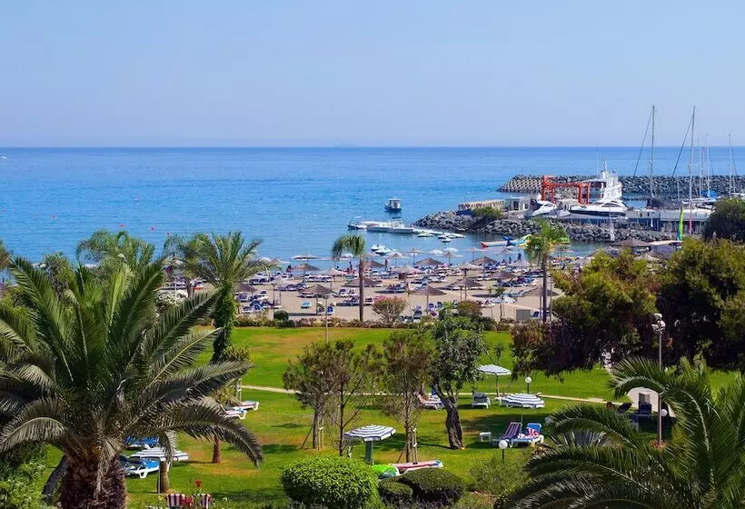 Fotos del hotel St Raphael Resort:  13