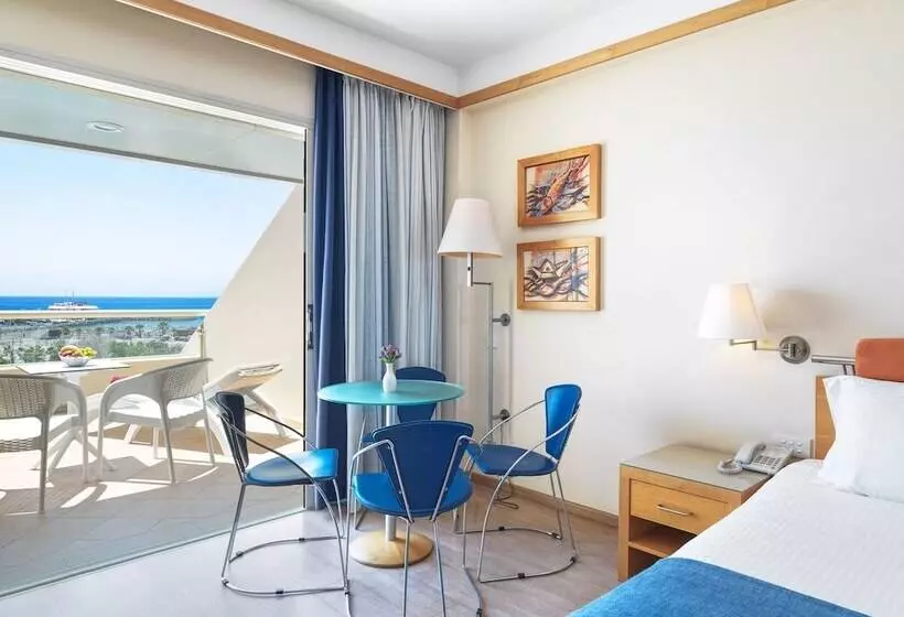 Fotos del hotel St Raphael Resort:  21