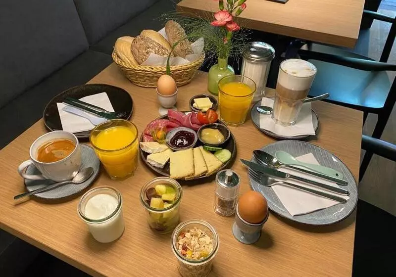 Fotos del hotel Wedina An Der Alster:  3