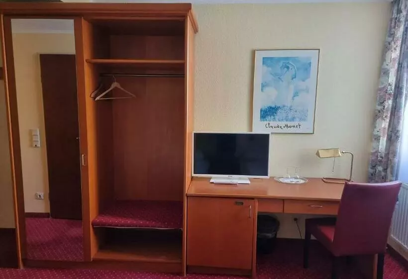 Fotos del hotel Mondial:  11