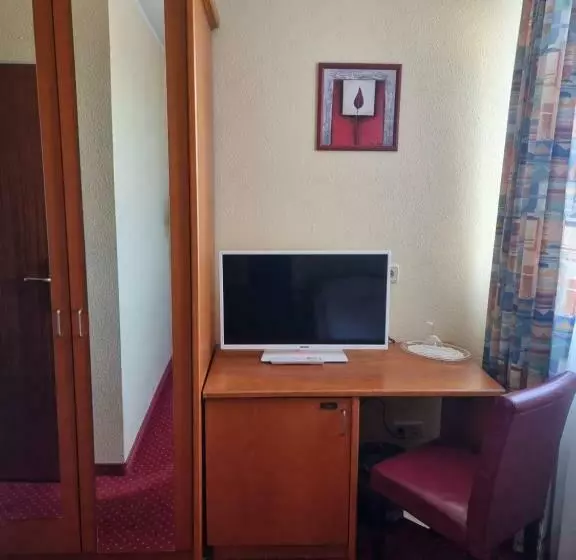 Fotos del hotel Mondial:  13