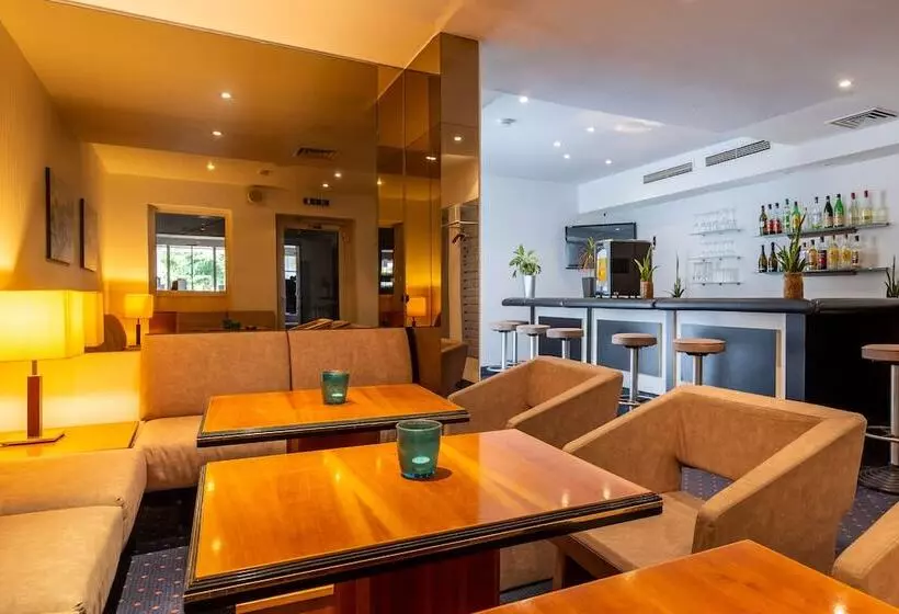 Fotos del hotel Trip Inn Hotel Esplanade:  2