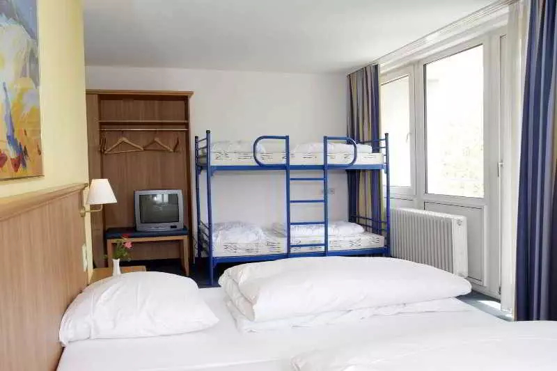 Fotos del hotel A&O Karlsruhe Hauptbahnhof:  18