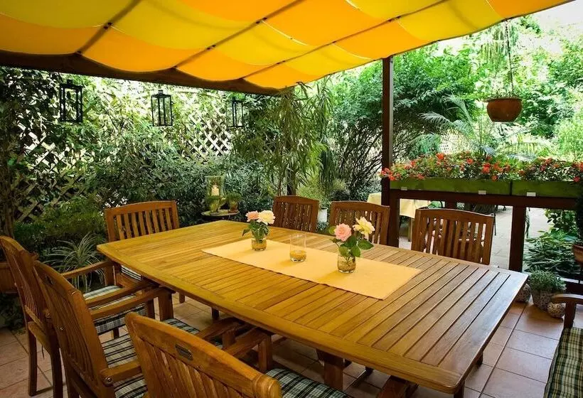 Fotos del hotel Azenberg:  15